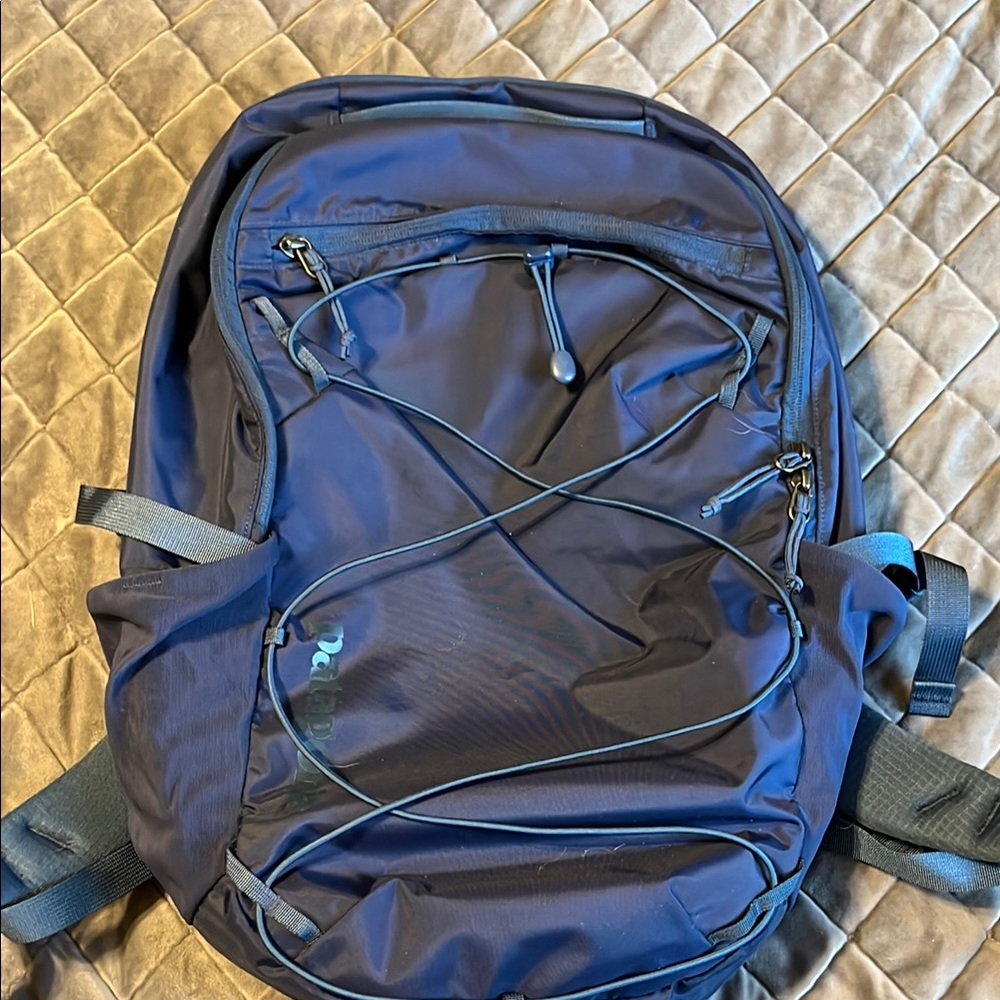 Navy Patagonia backpack with removable laptop sleeve